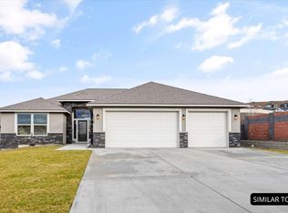 7132 W 31st Pl, Kennewick, WA 99338