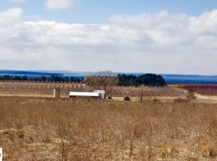 2569 Us Highway 31 S, Kewadin, MI 49648