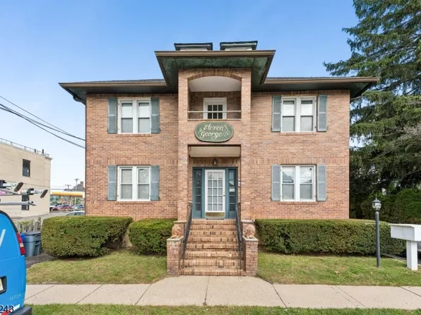 11 George St APT 3, Summit, NJ 07901