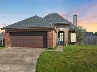 101 Blue Heron Dr, Lafayette, LA 70508