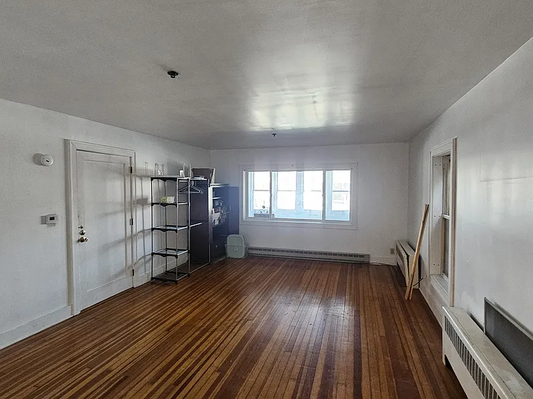 3 Hudson Ave #3A — Photo 2