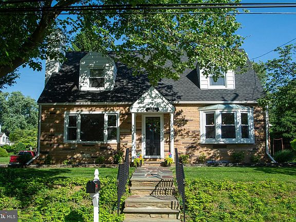 2nd image of 343 Holme Ave
