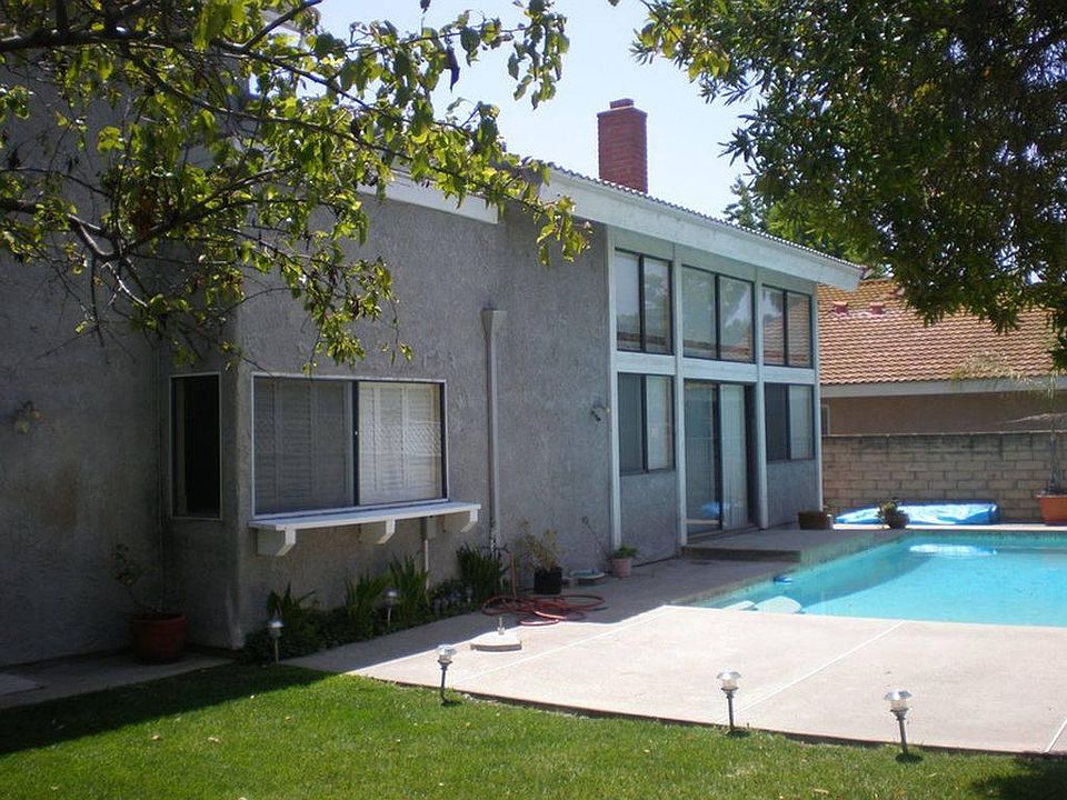 1st image of 3266 N Sawtooth Ct
