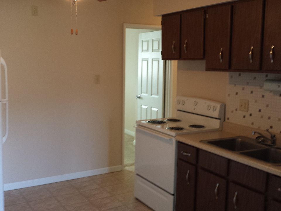 2nd image of 6486 Tyrer Ln