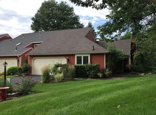 17 Quincy Ct, Glenmont, NY 12077