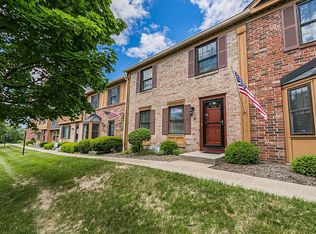21 Dunbridge Hts, Fairport, NY 14450
