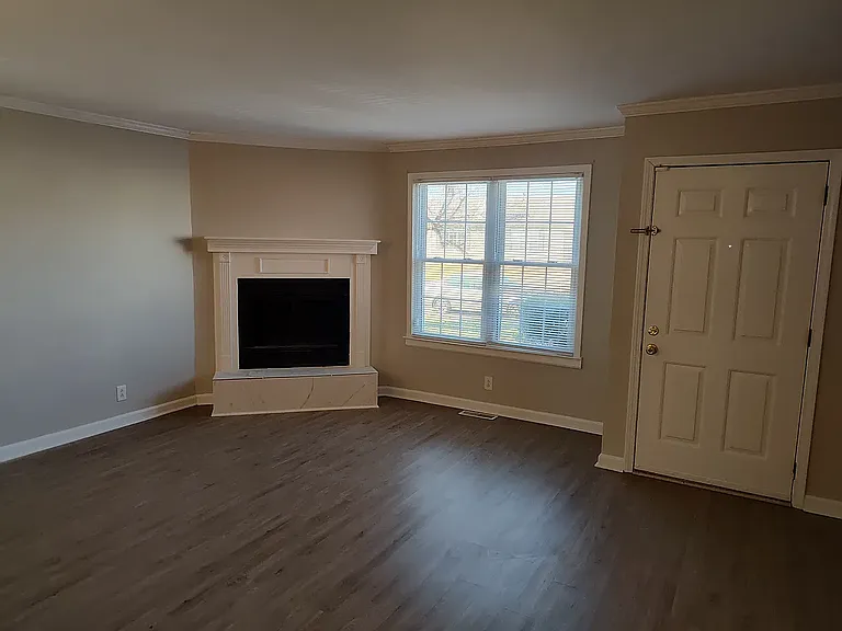2732 Penn Meade Dr — Photo 2