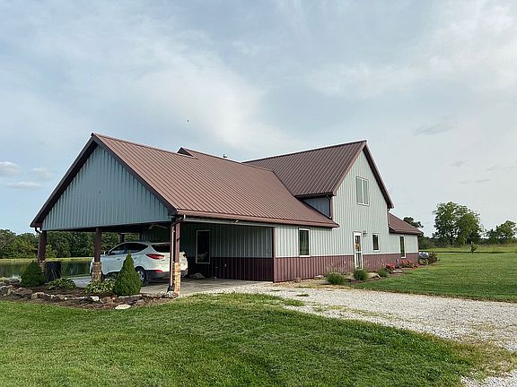 3rd image of 8988 State Road C