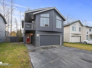 6444 Cobblecreek Cir, Anchorage, AK 99507
