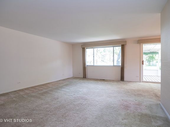 2nd image of 500 Plymouth Ln