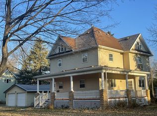 200 Hollett St, Tracy, MN 56175