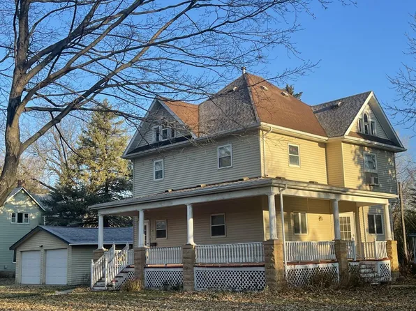 200 Hollett St, Tracy, MN 56175