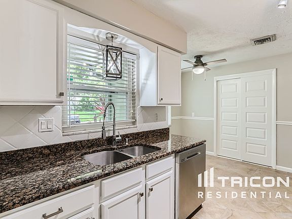 5th image of 609 Linda Ct
