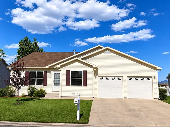 2705 Abrams Ave, Montrose, CO 81401