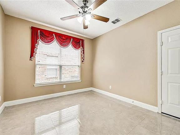 5th image of 3616 Aqua Springs Dr