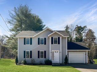 51 Chestnut St, Athol, MA 01331