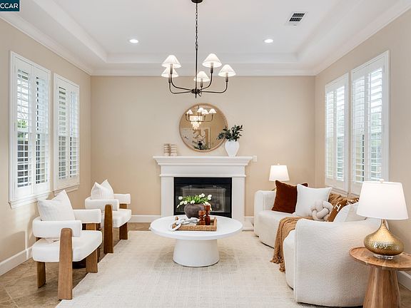 4th image of 5058 Holborn Way