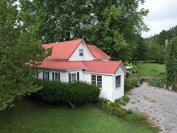 2nd image of 200 Crestview Dr