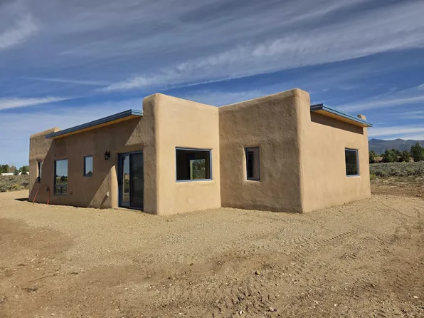 5 Tewa, El Prado, NM 87529