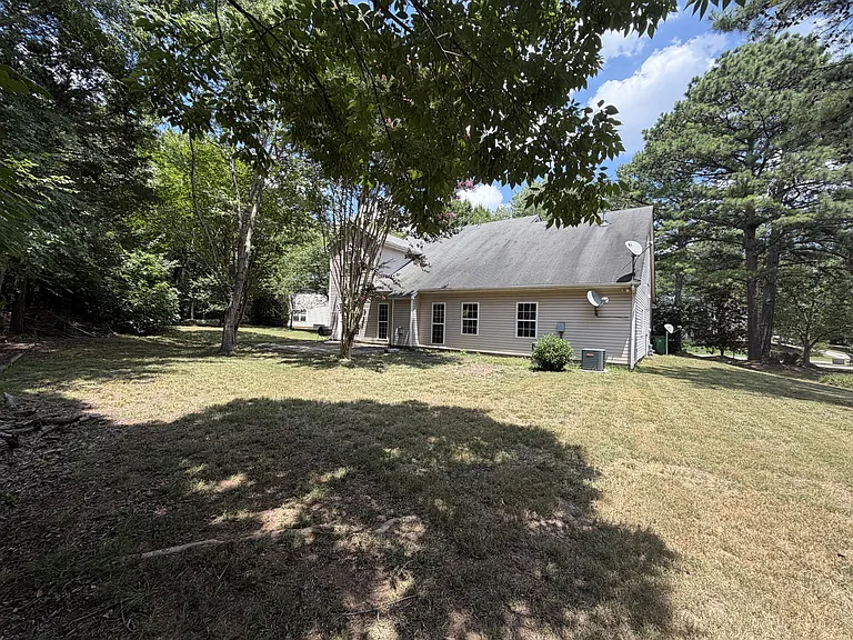 4006 Raven Rock Ct — Photo 38