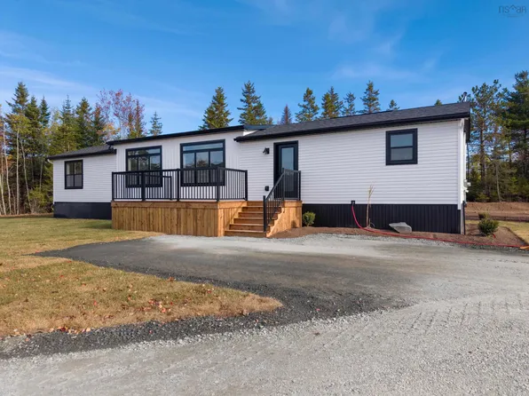 3 Pebble Lane West St, Andrews, NS B0N 2J0