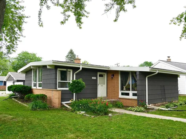 3579 West Parnell AVENUE, Milwaukee, WI 53221