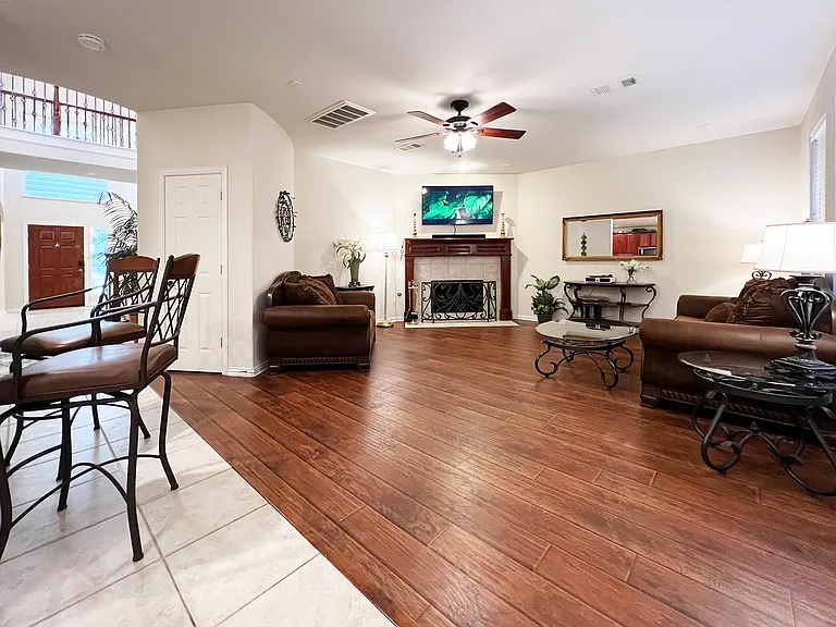 1110 Rushmore Dr — Photo 29