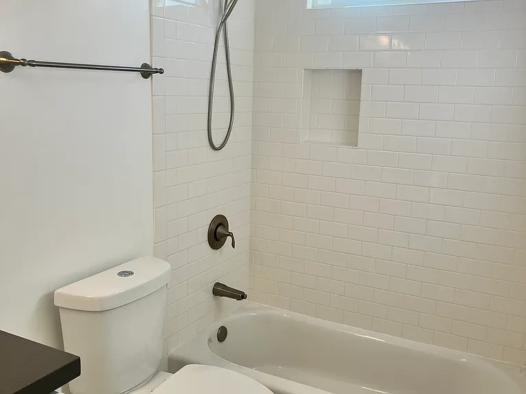 1443 W 157th St #B — Photo 19