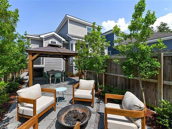 2nd image of 4504 Jeanne Marie Pl