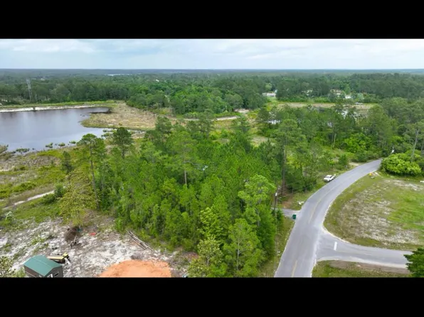 11 Lake Rosemary Ct, Defuniak Springs, FL 32433