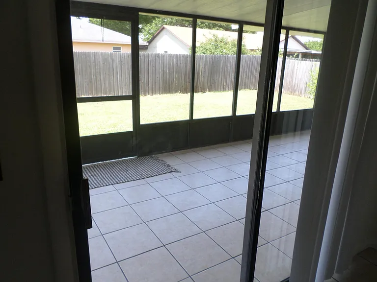 658 Dromedary Ct — Photo 6