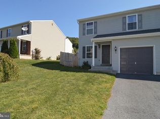 1003 Gregory Ln, Temple, PA 19560