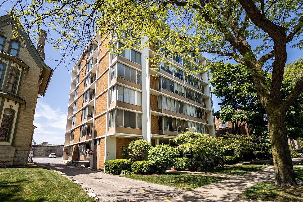 1409 North Prospect AVENUE UNIT 405, Milwaukee, WI 53202 Zillow