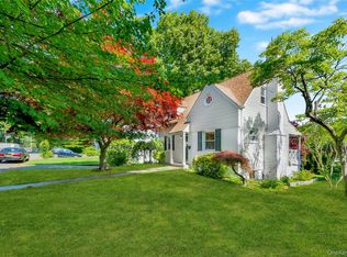 19 aka 29 The Crossway, Yonkers, NY 10701