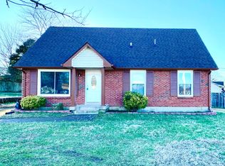 396 Elaine Dr, Clarksville, TN 37042