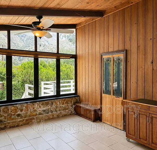 730 Orange Dr — Photo 9