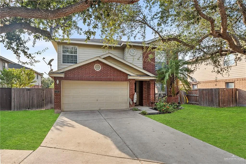 3 bed, 2.5 bath, 2199 sqft, $1,600 — Photo 2