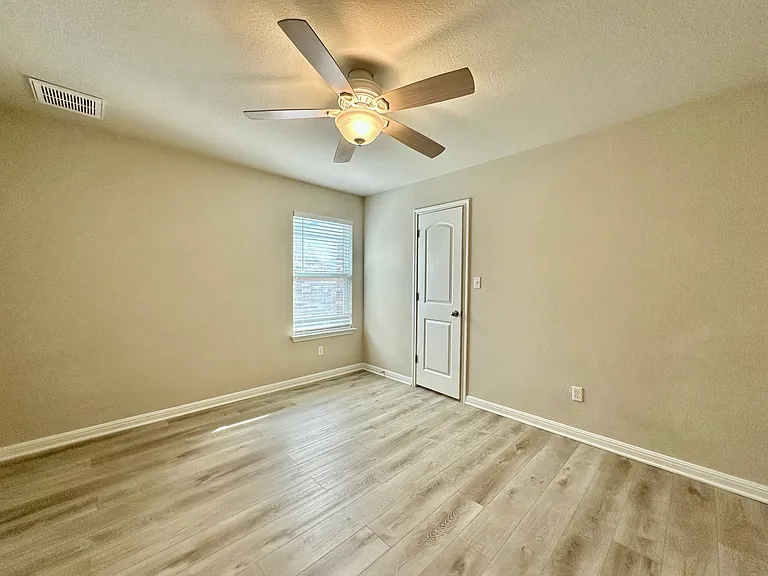 5977 Malta Cir — Photo 22