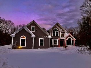 27 Griswold Ln, Amston, CT 06231