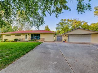 14 Montez Dr, Decatur, IL 62526