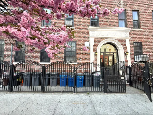 101 Linden Street 2D image 8 of 8