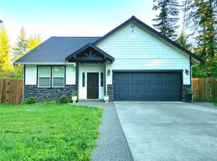 8638 Golden Valley Dr, Maple Falls, WA 98266
