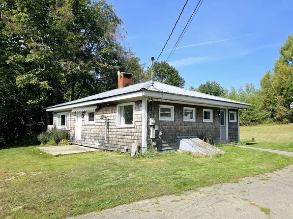 167 Western Avenue, Dixmont, ME 04932