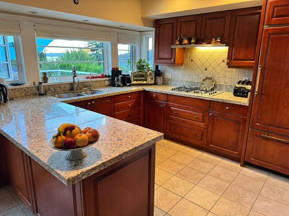 2 bedroom rental in West Vancouver — photo 14