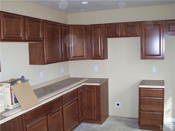 4th image of 5394 Longspur Dr