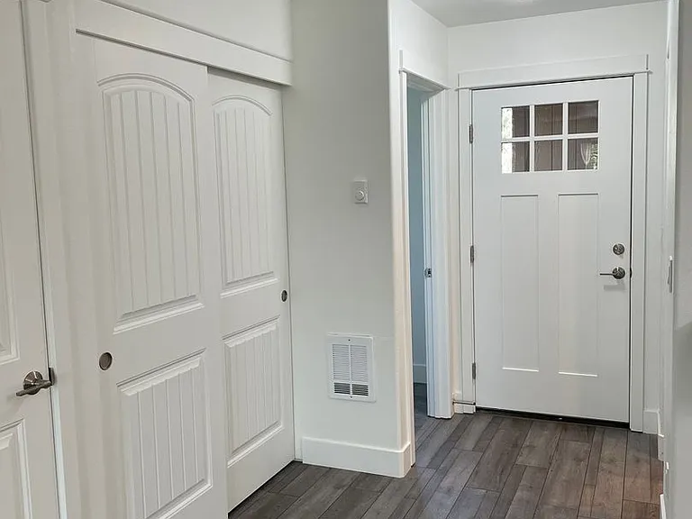 2486 SW Timber View Ct — Photo 2