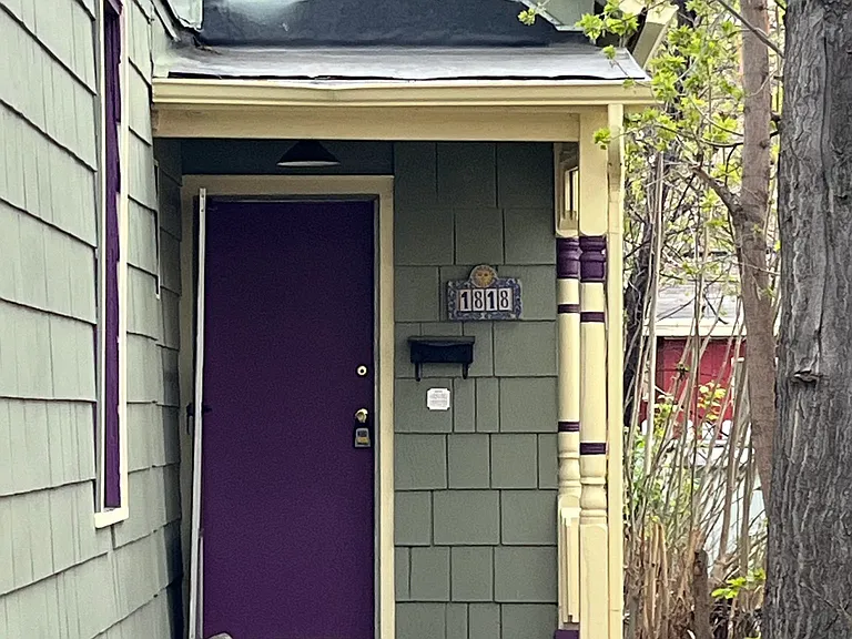 1818 Grove St — Photo 3
