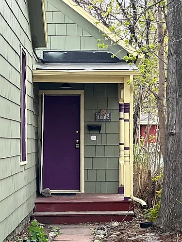 1818 Grove St Photo 1