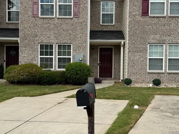 6243 Ellenwood Dr, Rex, GA 30273