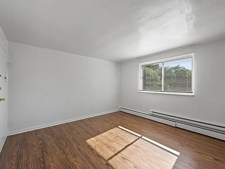 1522 Cedar Ave #2 — Photo 7